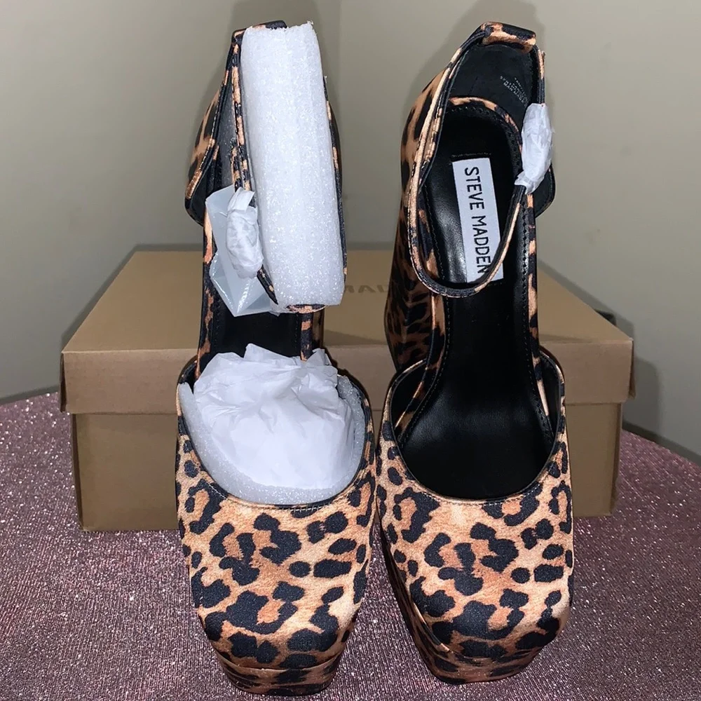 Steve Madden TAMY Leopard Satin‎